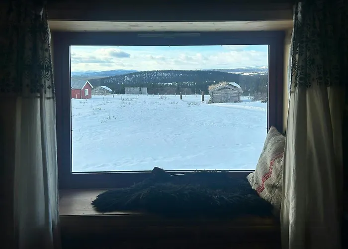 Historic Log With Views Of Rondane