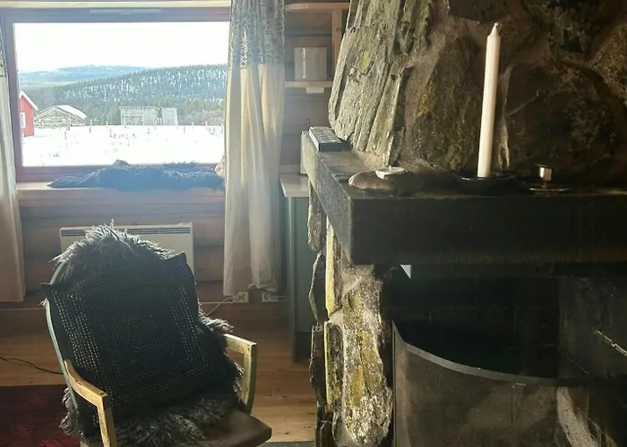 Historic Log With Views Of Rondane